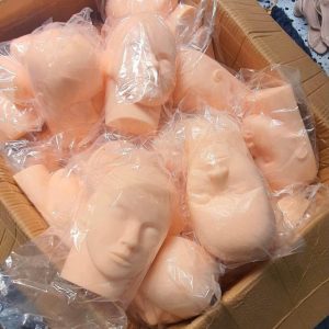 Mặt manocanh học massage nối mi...